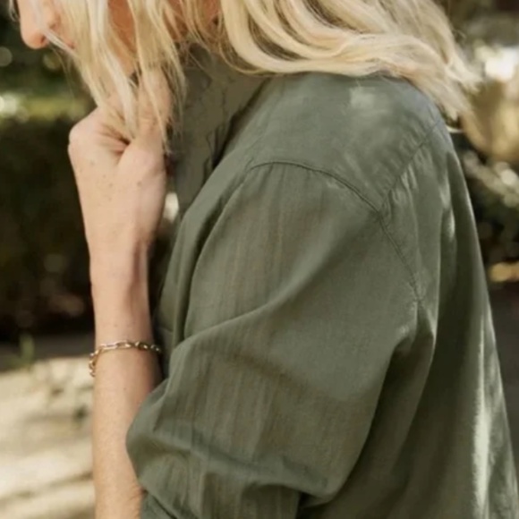 Frank & Eileen Eileen Buttonfront Shirt Army Green Featherweight Cotton S - Picture 4 of 9